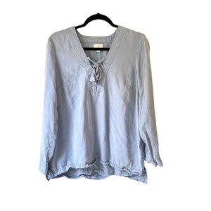 J Jill chambray powder blue pop over blouse size medium